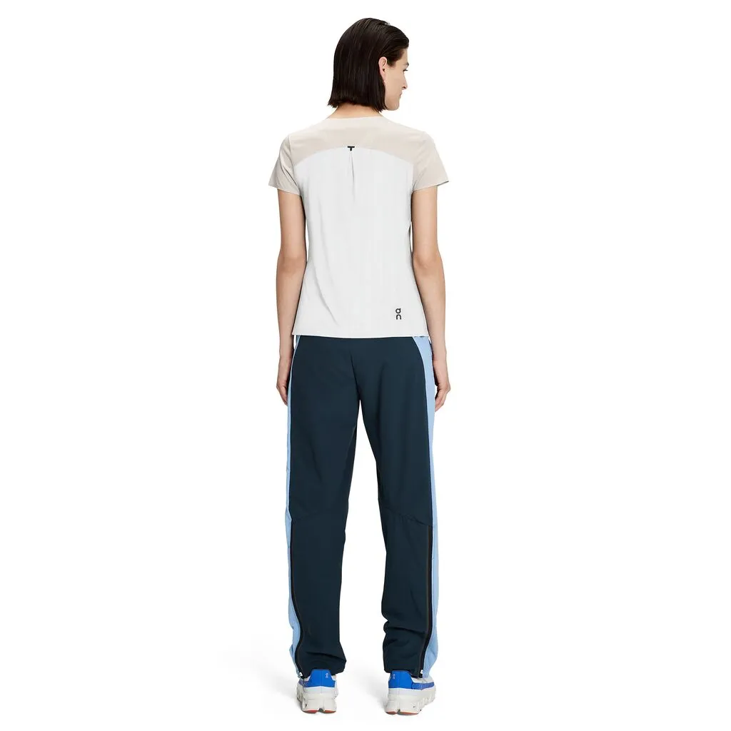 On Running Performance-Tee (Womens) - Pearl/Undyed-White