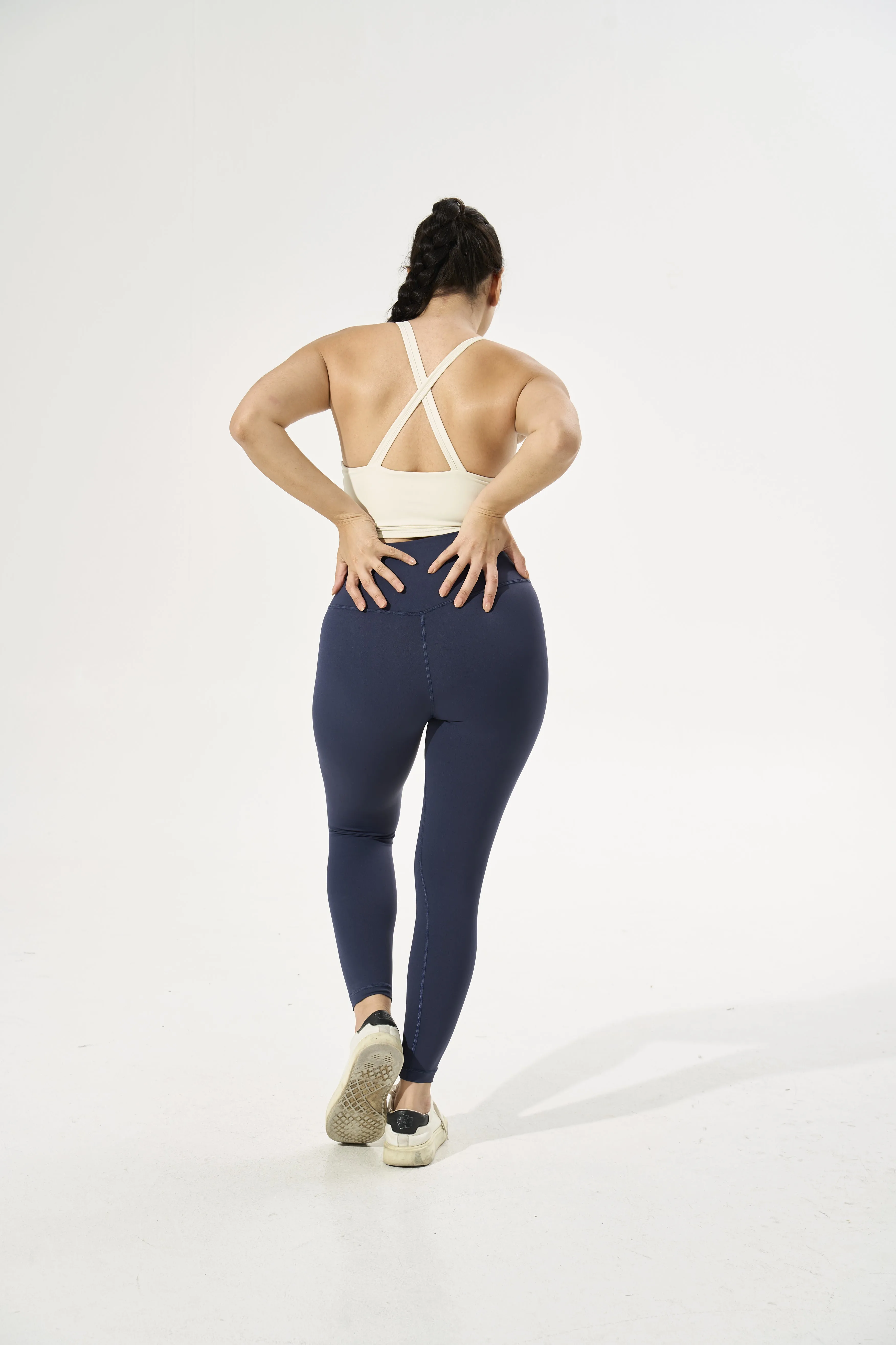 Tangs Display - Cooling, Breathable & Buttery Soft Smooth Camel-Toe Proof Leggings