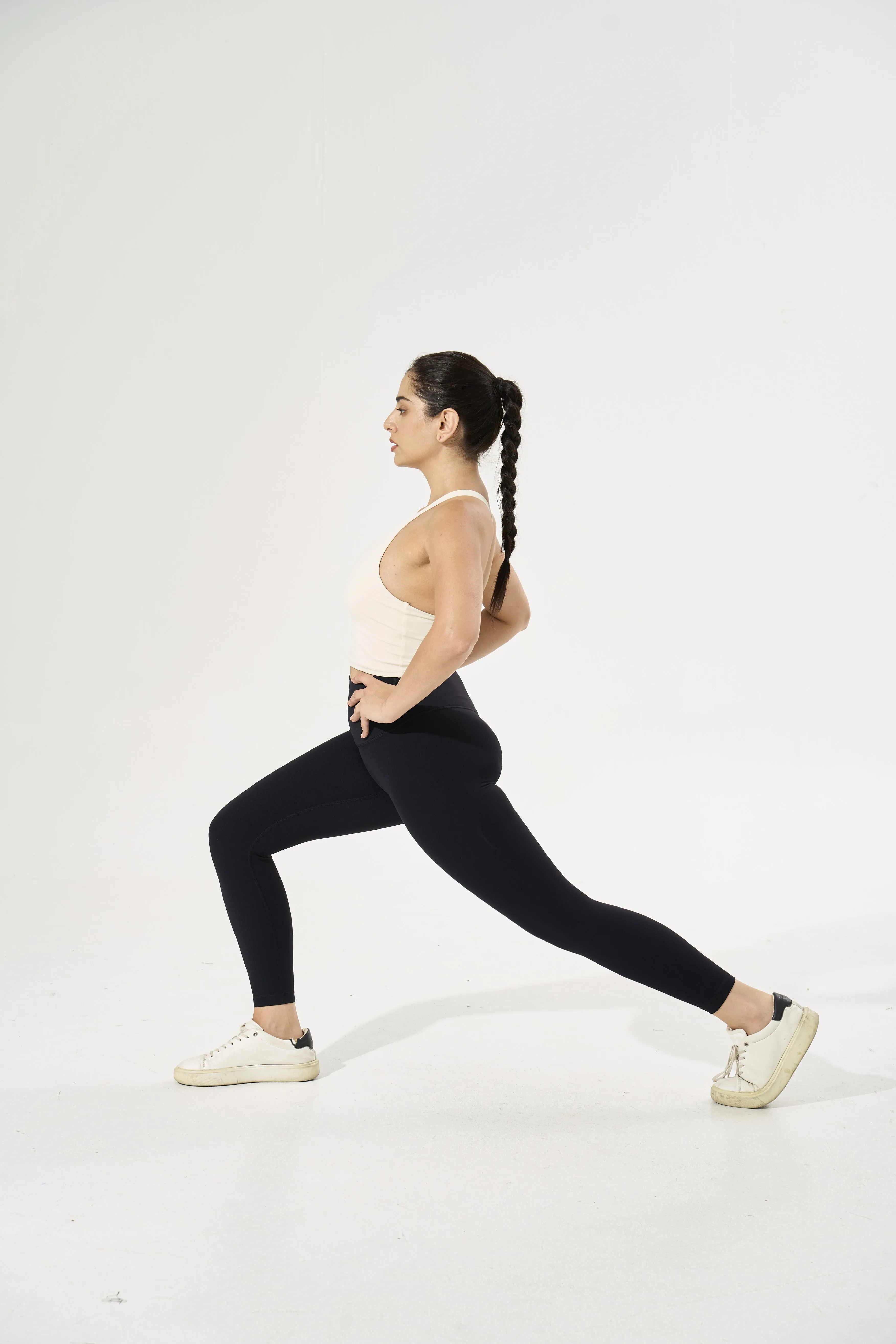 Tangs Display - Cooling, Breathable & Buttery Soft Smooth Camel-Toe Proof Leggings