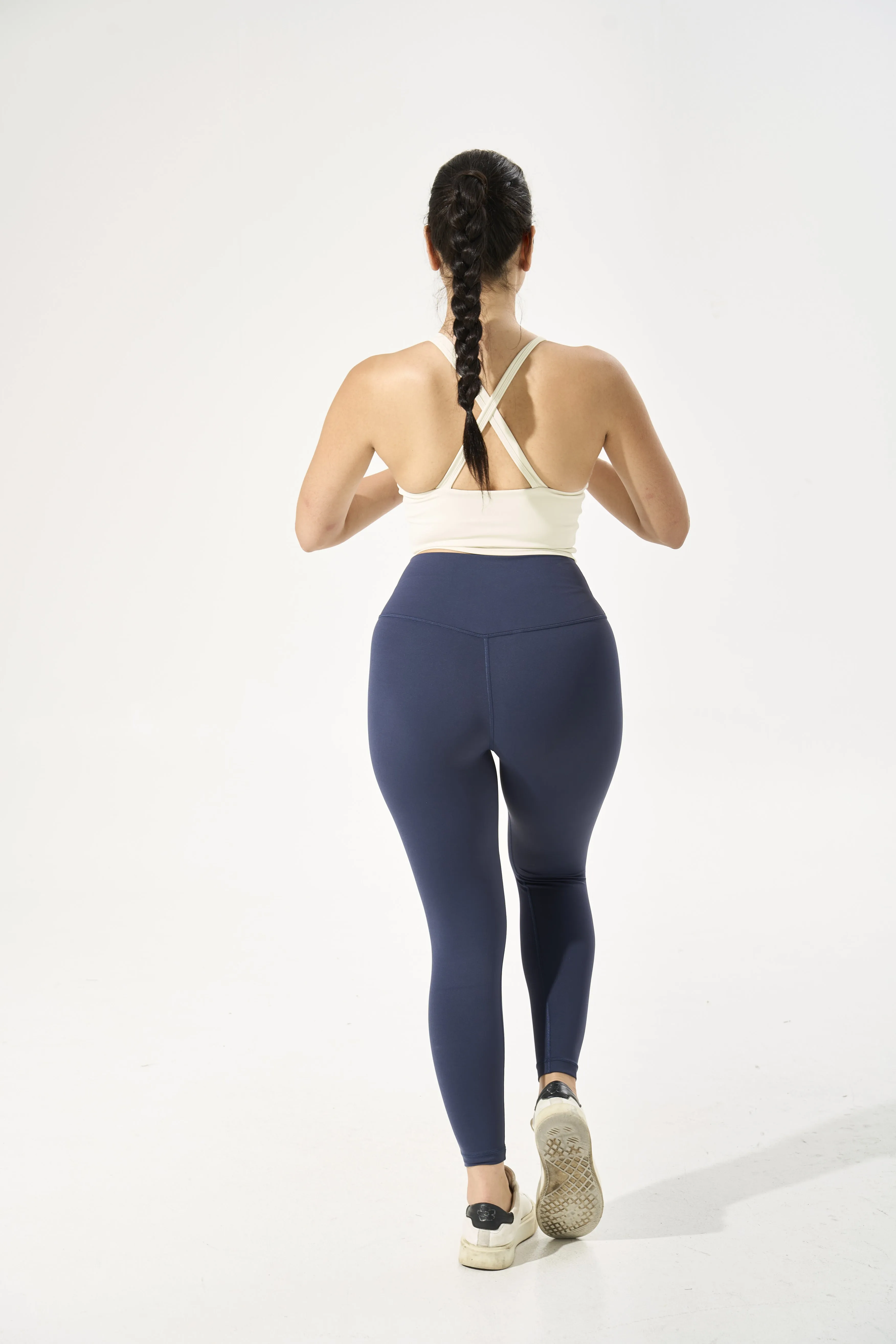 Tangs Display - Cooling, Breathable & Buttery Soft Smooth Camel-Toe Proof Leggings