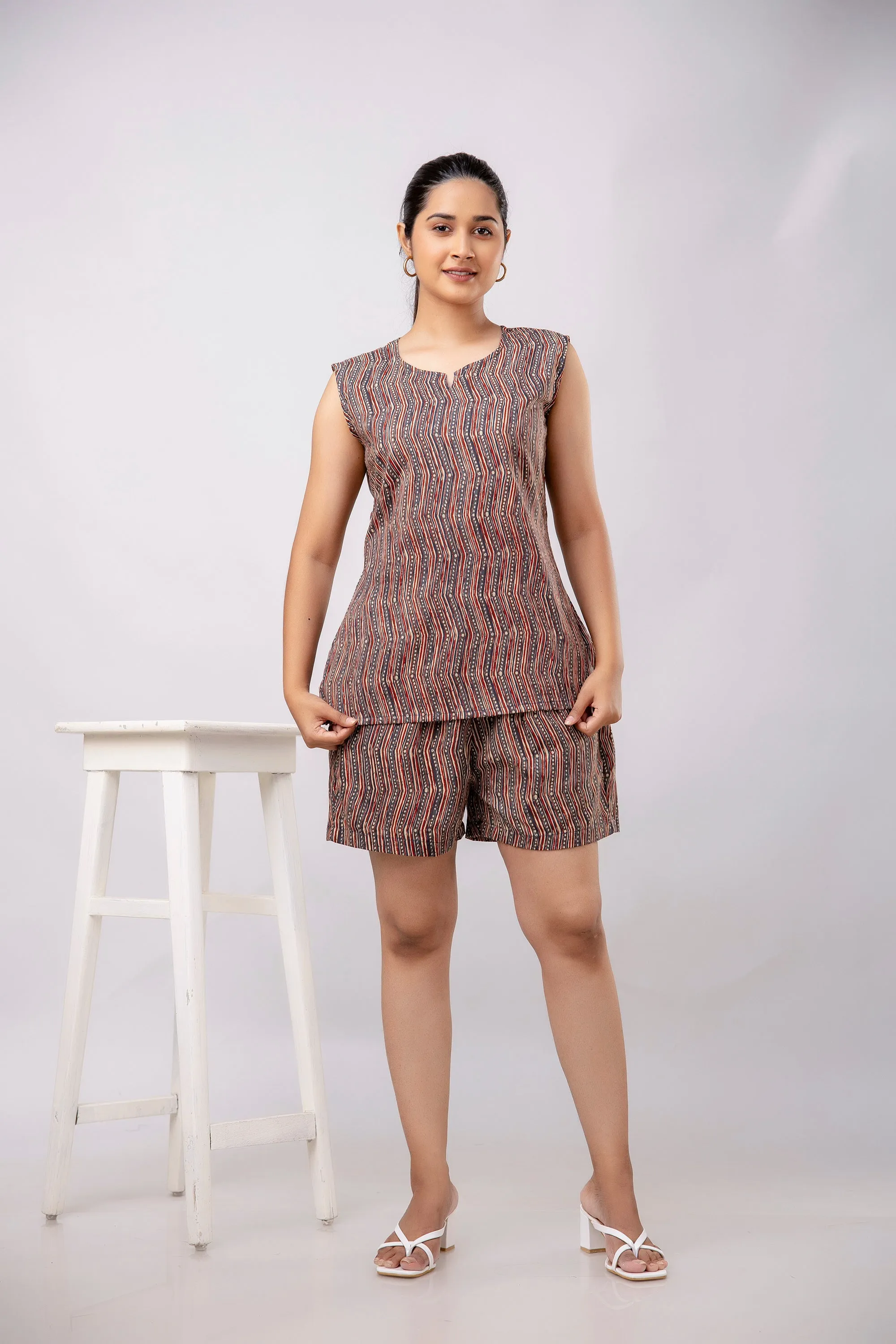 Women Red Abstract Printed Night Suit (SHKY1041)